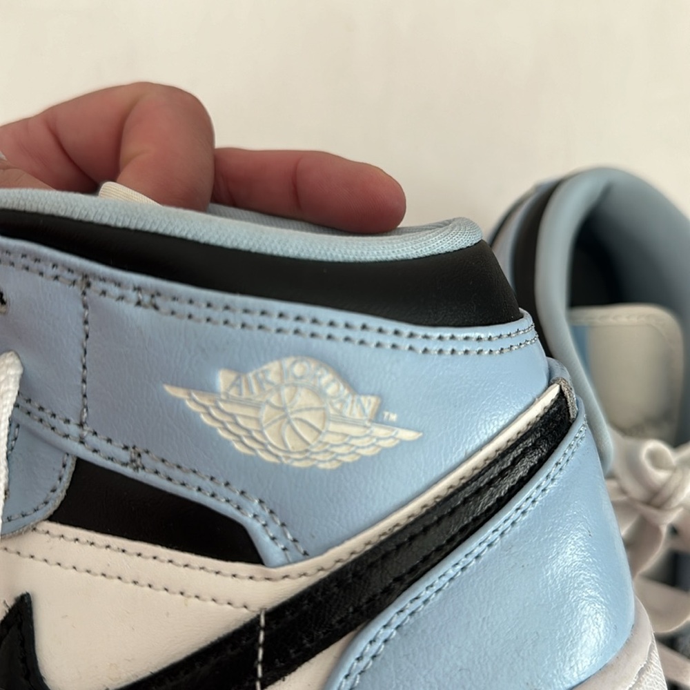 Air Jordan - Picture 6 of 7
